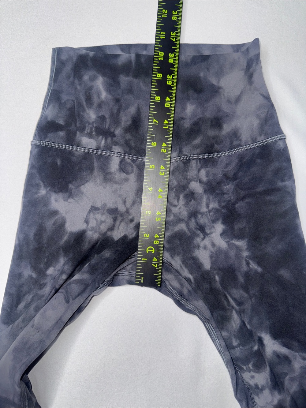 Lululemon Fast and Free High-Rise Tight Size 2 Gray Tie Dye Full Length 28" - Picture 5 of 8